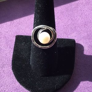Grace & Heart Sterling Silver Ring with Pearl size 8